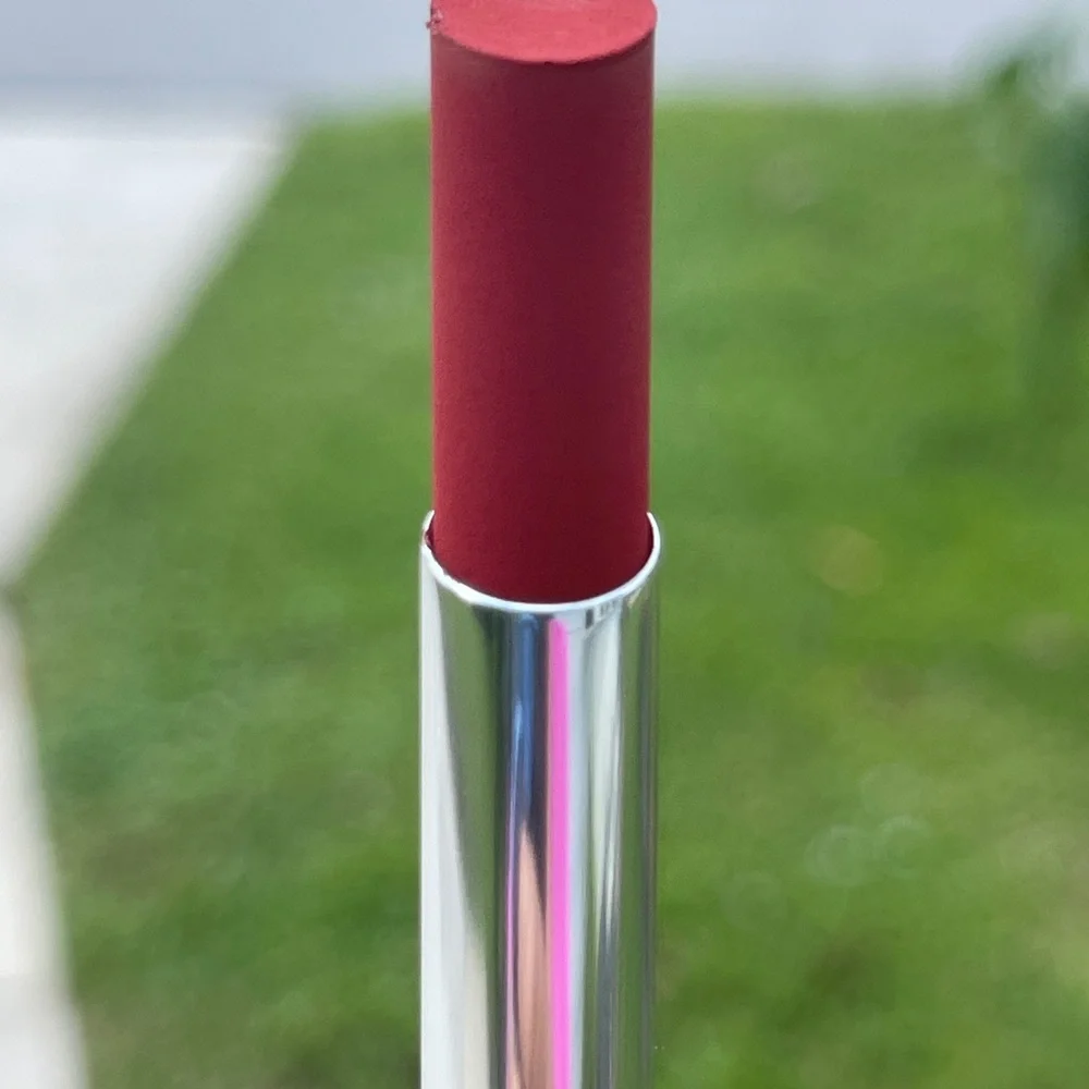 M.A.C COSMETICS Locked Kiss 24HR Lipstick In Extra Chili(Orange Red)
